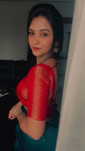 Amulya M O on Instagram: "Just me… saree… and some reel timepass 😌"