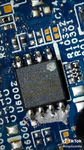 #fyp #fypシ #fyp #MICROSOLDER #SOLDERING#solder #pcb #microscopes #oddlysatisfying