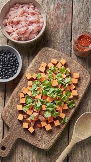 Sweet Potato Turkey Chili | Easy High-Protein Healthy Chili 🍠🥣
