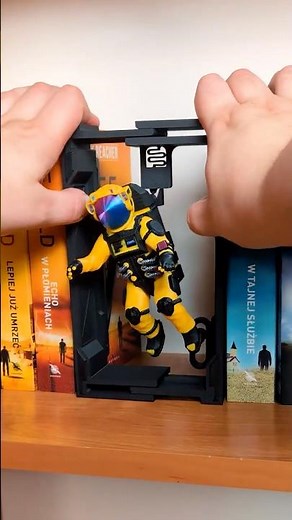 🧑‍🚀Floating Astronaut Adjustable Book Nook #snapmakeru1 #3dprinting #3dprinted #3dprinter #booknook
