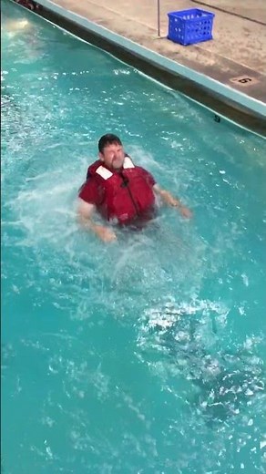 Inflatable vest style put to the test