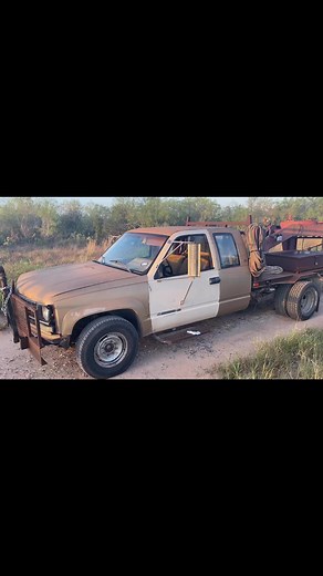 20,000 lbs on the ol 1990 454 , still handles it with ease. | Hebbronville Machine Shop