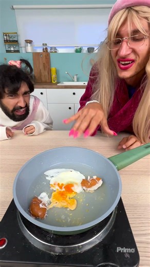 Cooking Catastrophe: The Oil Explosion! 😱🔥