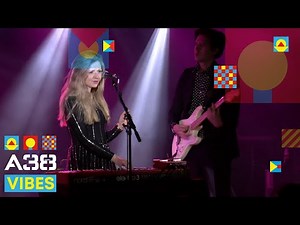 Still Corners - Fireflies // Live 2019 // A38 Vibes
