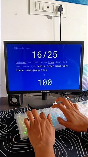 Typing speed asmr on SwagKeys thocky mechanical keyboard⌨️🔥 #typing #asmrsounds #satisfyingsounds