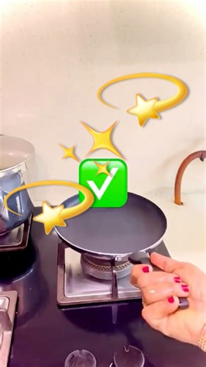 cleaning hacks #useful tips #shorts #shortsfeed #kitchentimesaving hack