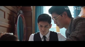 Another man fell in love with Cinderella, and the commander started to panic! 别的男人爱上灰姑娘，冷酷督军开始慌了！ #锁爱三生 #CircleOfLove #李九霖 #关畅 | 飞鸟影视