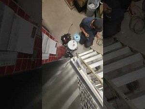 Replacing a liquid line drier