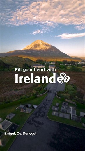Rolling hills, rugged coasts and timeless beauty...the island of Ireland is truly unforgettable. 💚🌊 Who's adding Ireland to their travel bucket list? 🙋‍♂️ 📍island of Ireland 📸GoPro #FillYourHeartWithIreland | Discover Ireland