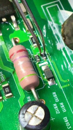 Dead LED TV Repair 🔥 Burned SMD Resistor Fixed 💪🔧 #shortsfeed #shortvideo #shorts #daily