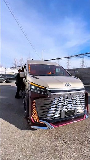 Luxury 2025 Model Toyota Hiace Review 🔥🔥 #autoreview #automobile #carreview