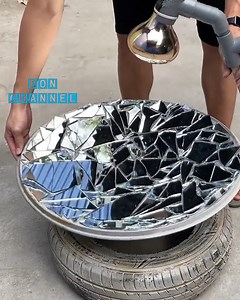 427K views · 4K reactions | TV အဟောင်းတစ်လုံးကိုသုံးပြီးတော့ လျှပ်စစ်ထုတ်လုပ်ပြခဲ့တယ်။ | BON Channel | Facebook