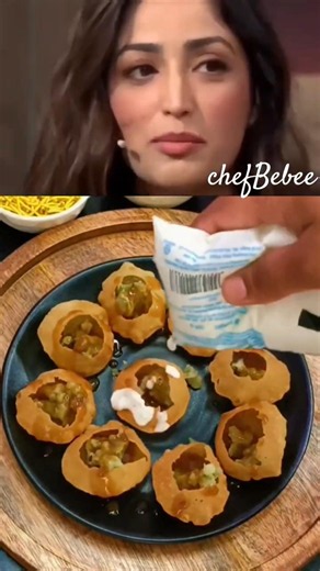 YamiGautam Loves Eating PaniPuri 😍#shorts #ashortaday #youtubeshorts #recipe #yamigautam#kapilsharma