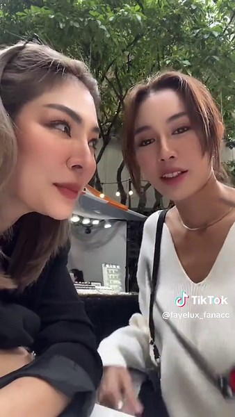 Faye Peraya Malisorn Live Performance Highlights