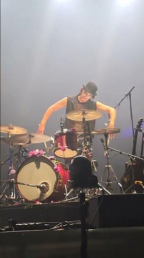 Das kenn ich doch ... Ahhh: Coin-Operated Boy #music #kabarett #hit #live #concert #drummer