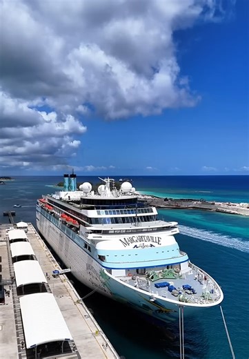 The $49 cruise vs. the $150,000 cruise | Cruise experience comparison