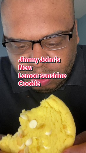 @Jimmy John’s 🥪 NEW Lemon sunshine Cookie. #jimmyjohns #cookies #cookie #foodreview #lemoncookies #fyp