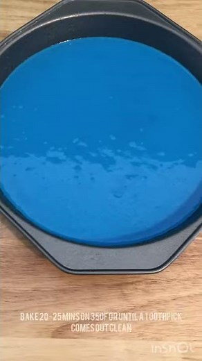 EASY FLUFFY & MOIST BLUE VELVET CHEESECAKE CAKE #SHORTS #short