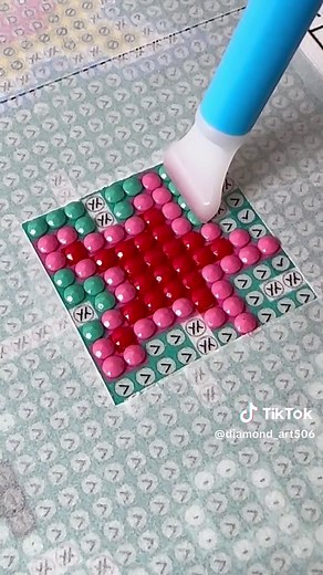 #diamondpainting #diamondart #diamondplatnumz #stressrelief #satisfyingvideo #oddlysatisfying #diamondplatnumz #crafting #diamondpaintingasmr #diamondpaintingkit #diy