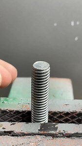 Easy way to secure a hose connectionQuick garden fix using a smart trick#HoseFixUK #GardenTrick #GarageHackUK | ProjectduJour.ie