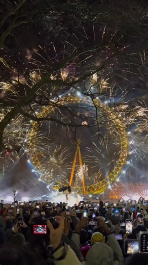 VISIT LONDON on Instagram: "Happy New Year, London!🎉🎆 Welcoming 2026 in style with another incredible firework display in front of the iconic London Eye. 📹 @iamkenldn 📍London Eye #londonmakesitpossible #VisitLondon #londonnewyearfireworks #newyearfireworks #2026"