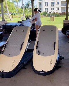 32 reactions | It’s like Christmas. Taking delivery of 6 Fliteboards at @hawaiiefoil on #maui. Ready to fly 礪 . #fliteboard #efoil #hawaii #maui #loyaltothefoil #foiltheworld | Fliteboard | Facebook