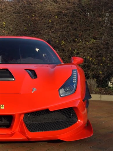 2018 Ferrari 488 Challenge Evo Track Overview