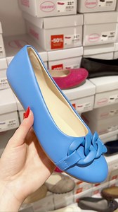 Ballerinas feiern ihr Comeback! Hast du sie vermisst oder greifst du bei Deichmann doch lieber zu Boots? | Rhein Center Köln-Weiden