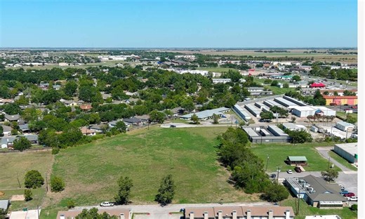 215 Commercial dr, Taylor, TX 76574 - Land for Sale | LoopNet