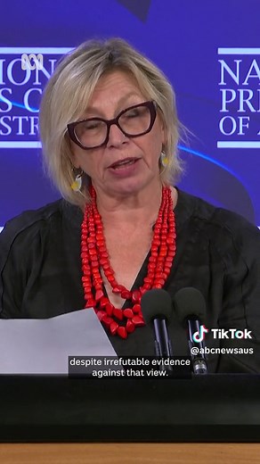 “Nearly everyone who has experienced violence in this country…did so at the hands of a man.” Rosie Batty speaks at the Press Club on the 10th anniversary of her son's death. #ABCNews