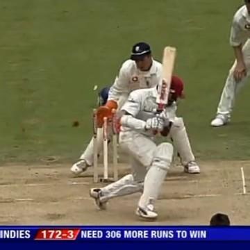 "Brian Lara Getting Bowled In Test 🔥