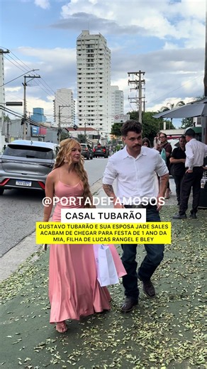 @ogustavotubarao acaba de chegar com a esposa para festa fe 1 Ano da Mia, filha de lucas ragel e bley . . . . . #Neymar #QuemAmaCuida #Virginia #Copadomundo #globo memebrasil sbt Noticias famosos engajamento leodias fofoca Afazenda gusttavolima mariliamendonça engajamento leodias grelo metrópoles engraçado Engraçadomemes simonesimaria explorepage explora marielly ranchomaia éogrelo carlinhosmaia zefelipe Luisasonza maiaraemaraisa