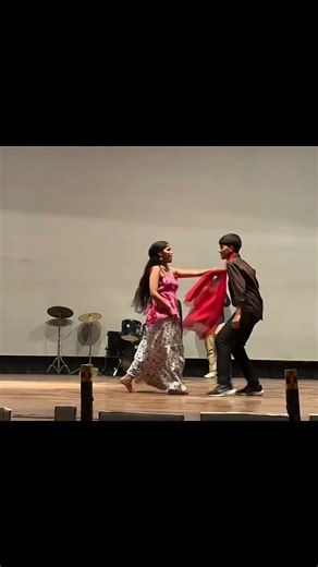 B.tech Students' Duo Dance Performance | IET LUCKNOW | MechFest 2025 | Dance at College Fest