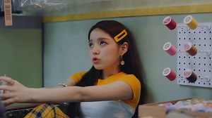 예쁜데 노래도 잘해,,💗 다채로운 매력 가득한 이번 로시 'BEE' 🐝 스밍 인증하고 로시 [Color Of Rothy] 사인CD 받아가세요! _ 🔸 이벤트 참여방법 1. 로시(Rothy) 'BEE' 스트리밍 댓글로 인증! 2. 응원및 감상평을 함께 남겨주세요! 추첨을 통해 로시 사인CD를 드립니다. 🔸 이벤트 기간 5월 27일 (월) ~ 6월 10일 (월) 🔸 이벤트 당첨자 발표 6월 11일(화) 정오 이후 _ * 경품 배송 관련 자세한 사항은 당첨자 발표 이후 안내드릴 예정입니다. * 당첨자 발표는 발표 당일, '모임페이지' 노트 공지를 확인해주세요 * 당첨자 발표 후, 3일 이내 정보를 회신하지 않는 경우는 당첨취소 될 수 있습니다. * 본 이벤트는 사정에 따라 변경 및 취소될 수 있습니다. * 당첨 경품 배송은 국내만 가능합니다. * 당첨자는 참여방법을 충족하는 선에서 랜덤 추첨 됩니다. * ELIGIBILITY: To be eligible to enter the C