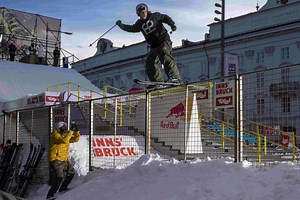 Freeski Elite feiert Auftakt der Wintersaison beim Snowfest 2024 in Innsbruck (AUT)