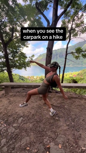 Discovering Moorea: Scenic Hike at Magic Mountain