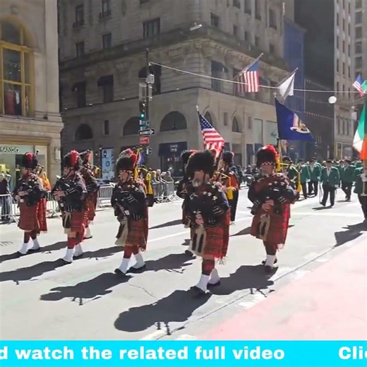🍀 Bagpipes and Drums: the Friends of Erin! ✨ #nyc #bagpipes #drums