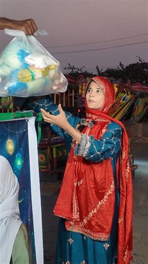 রমজানে গভীর রাতে 100 মানুষকে খাবার বিতরণ করলো গোপনে #viralreelschallenge #vairalvideo #viralchallenge #streetfood #foods | Food Hub