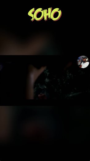 Dude's fighting chains underwater while some streamer watches. Rough day at the office. #Underwater #Fail #Gaming #Streamer