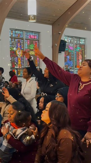 🎄This is Christmas At The Tab 2025✨God showed up and we couldn’t be more grateful for all that He has done! Thank you to The Group Fire for joining us and blessing us 🔥🔥🔥 The room was on fire!!! Jesus is the reason for the season ❄️❤️#christmasatthetab #merrychristmas #christmasservice #wearethetab | The Tab