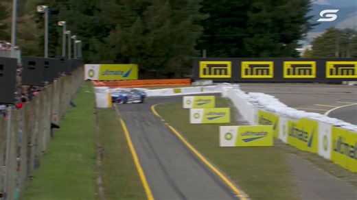 *insert Austin Powers meme*Follow the Race Live Feed here: https://t.co/7dJ4PB7Dba #RepcoSC #Supercars