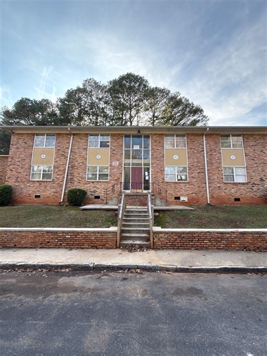 1609 Line Cir, Decatur, GA 30032 - For Rent