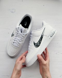 41K views · 523 reactions | We are feeling this new take on a classic! ⚪️⚫️ Take a closer look- https://solesupplier.co/2KmpHbM | The Sole Supplier | Facebook