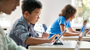 Supercharge Your Kid's STEM Skills With These Awesome Educational Gifts