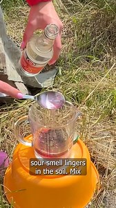 Baking soda, vinegar and pepper turn into a foamy magic mix | Clever Life Hacks