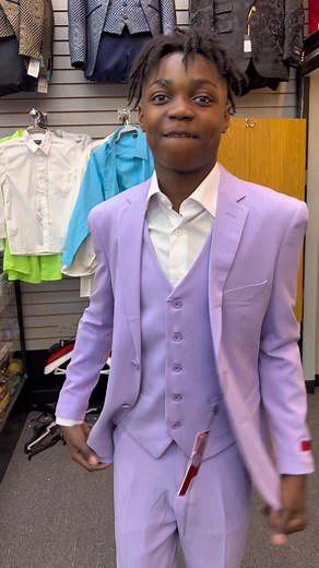 Lavender Men's Suit Ideas for Senior Prom and Special Occasions