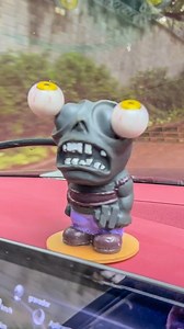 This kitty is one of the most amazing toys I_ve ever tested! 🤪 | I am Barone