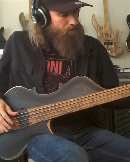 Fretless Friday! Here’s the end part of my recent Stradi video from a 2nd camera angle. Great seeing y’all digging the tune and sharing the love, thanks for the support! | Remco's Groove Lab