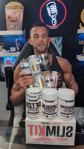 "What are the weightloss and muscle building stacks?" "How do I get my own?" "Do they work and how much do they cost?"👇 Everyone has different goals, everyone handles products differently, for over 15 years and owning my own franchise store, @completenutriton.srq , I have been combining the right supplements into kits and stacks to maximize and give clients the best results! SIDE EFFECTS INCLUDE:👇 -ENERGY/FOCUS -HORMONE BALANCING -INCREASE TESTOSTERONE -APPETITE CONTROL -REDUCE WATER WEIGHT -R