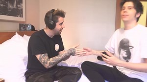 WHISPER CHALLENGE con Auronplay | AuronAdictos